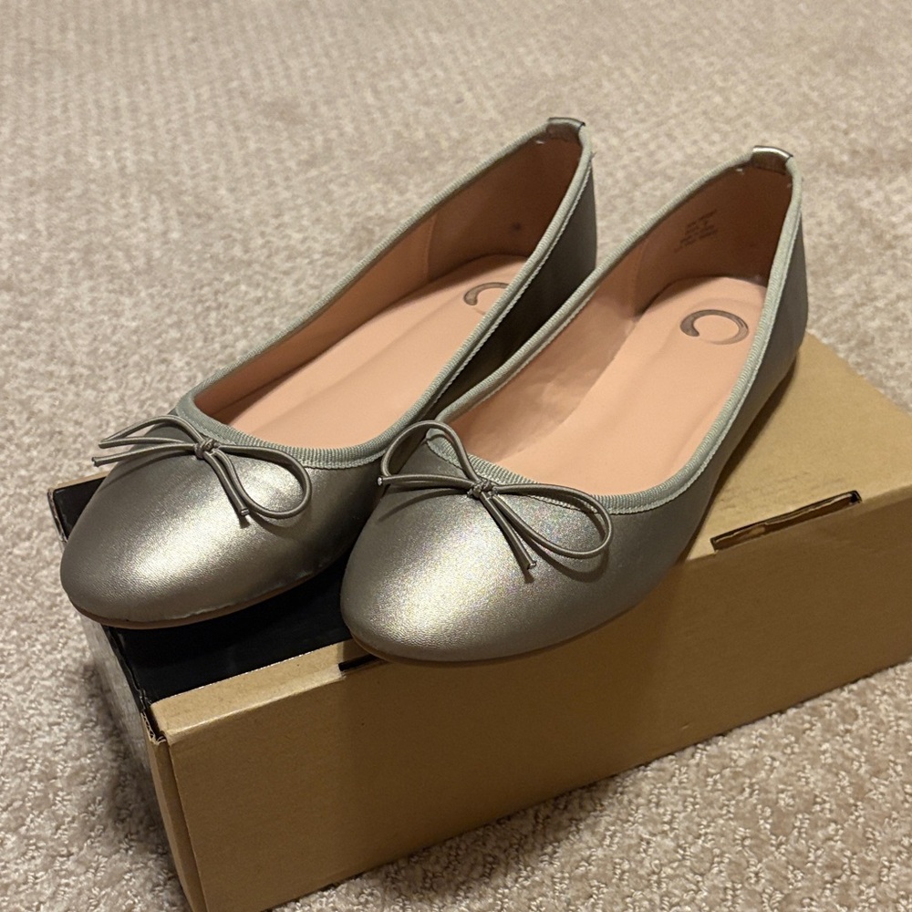 Journee Collection Metallic Gray Flats